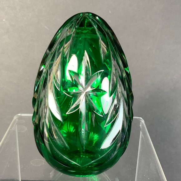 Lenox Accents Lenox Green Egg Cut To Clear Crystal Star Paperweight